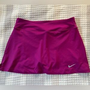 Nike Women's Magenta Skort